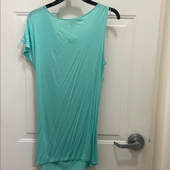 Nicki Minaj Green Draped Tunic Blouse - Picture 5 of 5